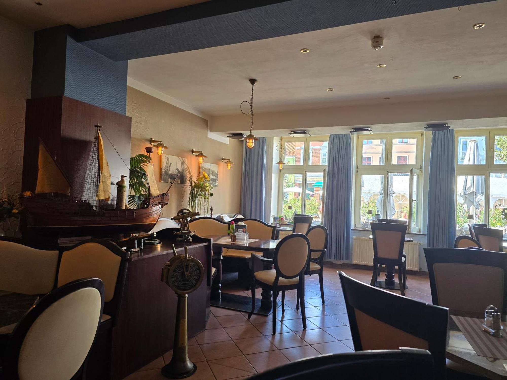Hotel Am Markt & Brauhaus Stadtkrug Ueckermünde Dış mekan fotoğraf